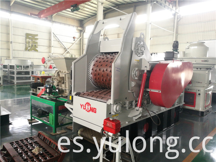 Yulong Machinery for Crushing Wood Logs